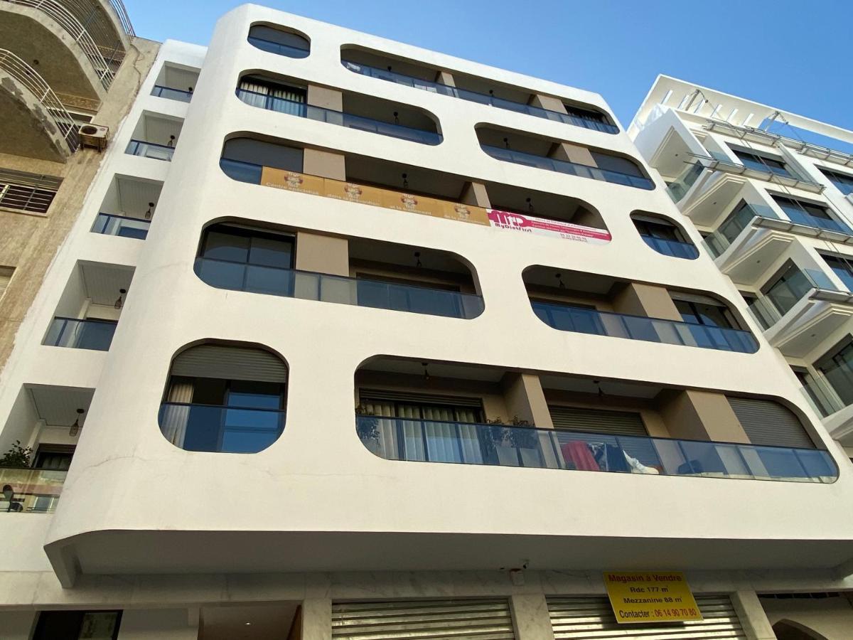 Spectacular 2 Bedrooms In The Heart Of Казабланка Екстериор снимка